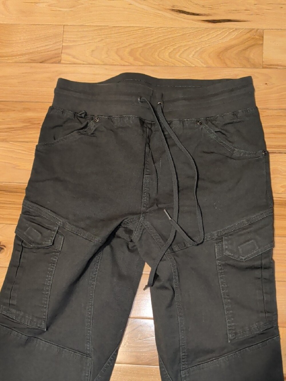 NWOT Duluth Trading Co Olive Green Firehose Cargo Jogger Pants